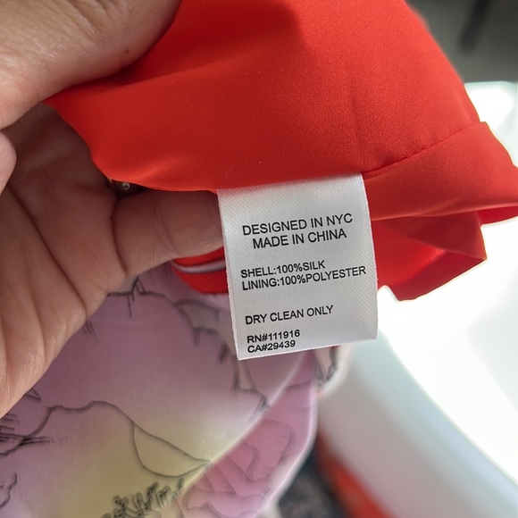 Yumi Kim Silk romper NWOT - Picture 7 of 7